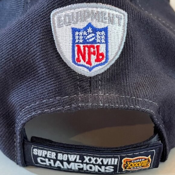 NEW ENGLAND PATRIOTS Super Bowl XXXVIII Champions Locker Room hat - Picture 4 of 7